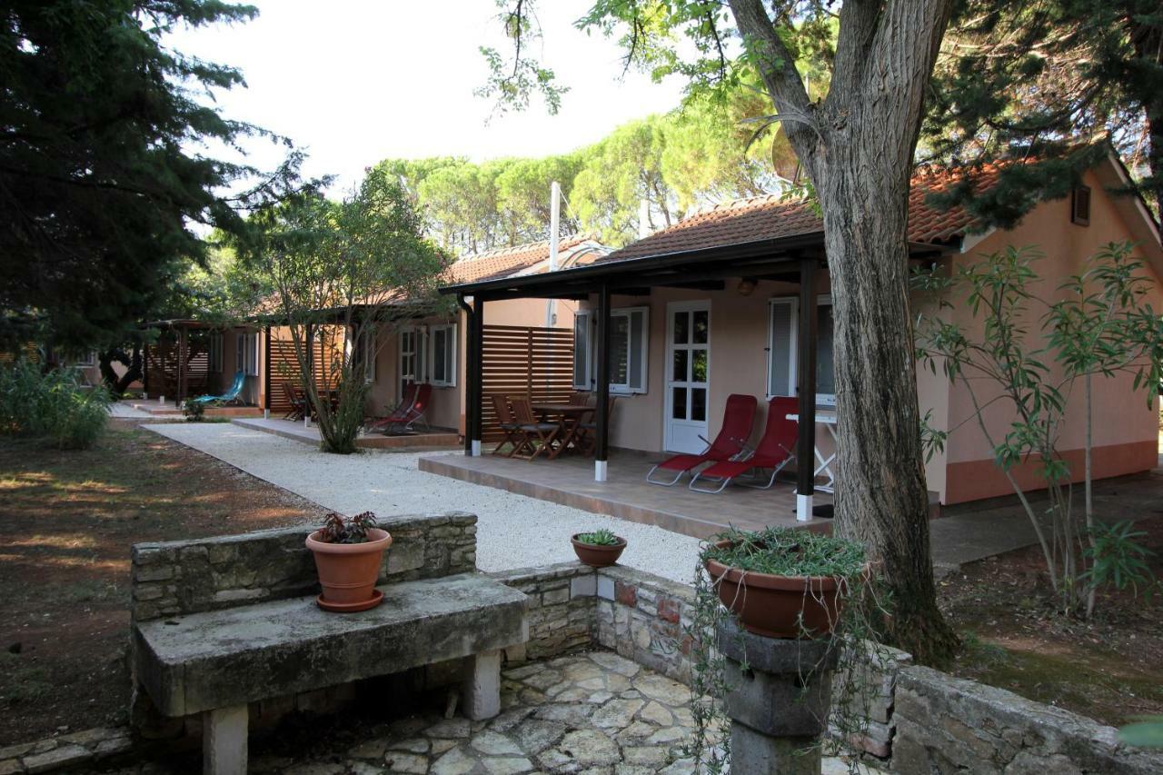 פרמנטורה Bungalow Comfort 100 M From The Beach מראה חיצוני תמונה