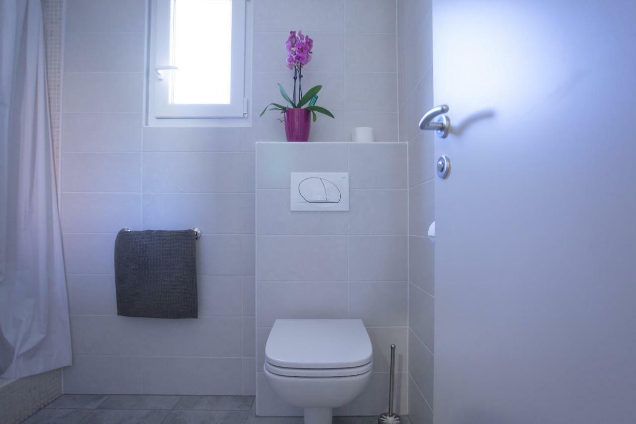 פרמנטורה Bungalow Comfort 100 M From The Beach מראה חיצוני תמונה